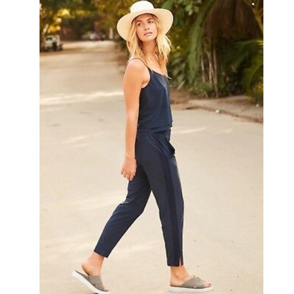 Athleta Pants - Athleta Navy Blue Luxe Brooklyn Ankle Pant